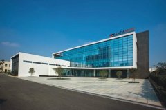 同时持续推进济南遥墙机场二期改工程、新建元